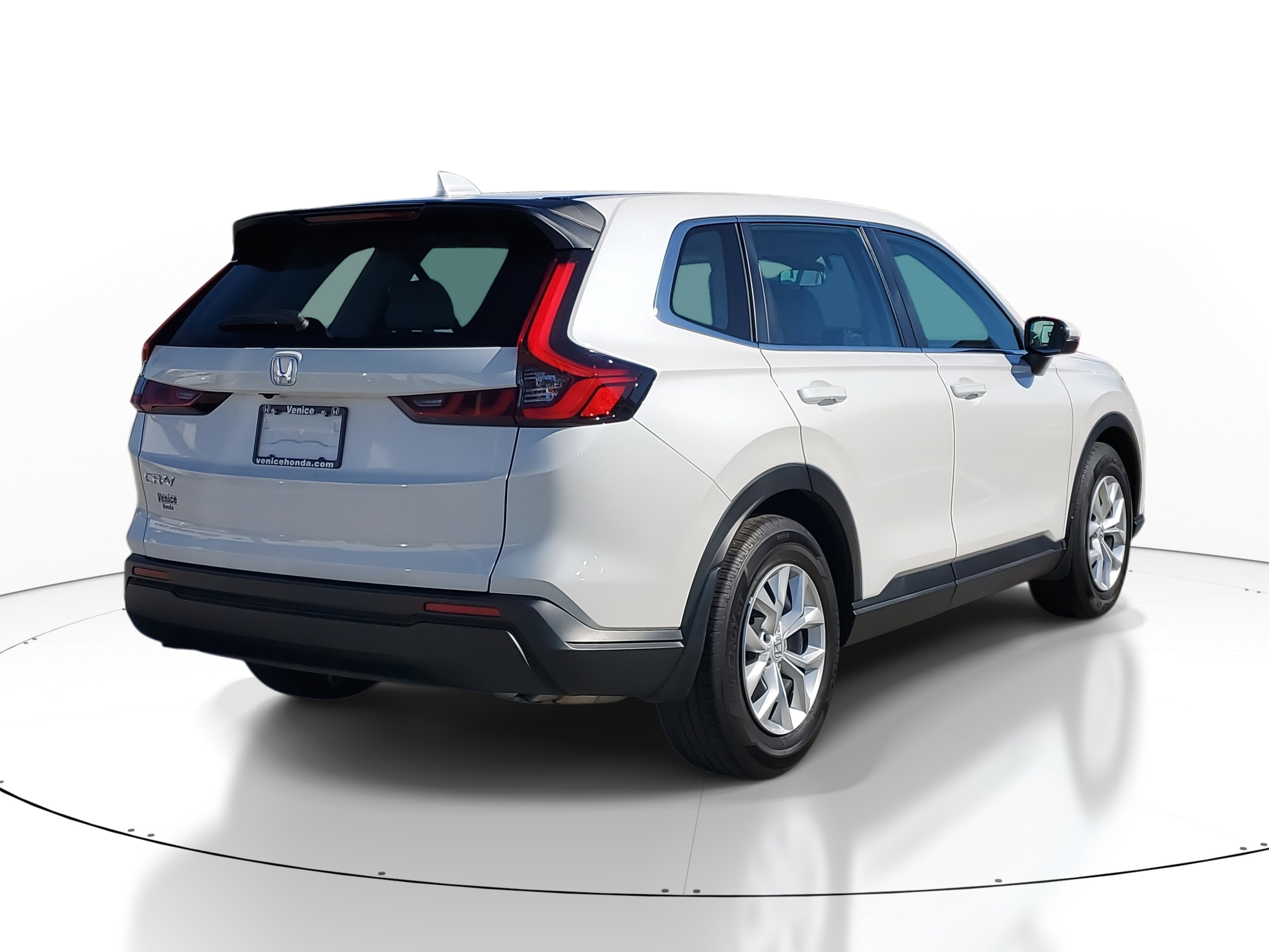 Used 2024 Honda CR-V LX image 2