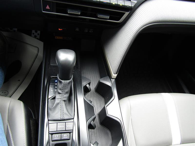 Used 2025 Toyota Camry SE image 22