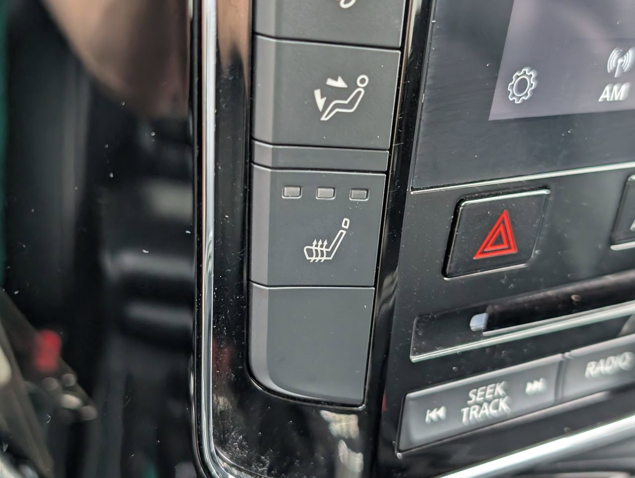 Used 2021 INFINITI QX80 Luxe w/ Cargo Package image 19