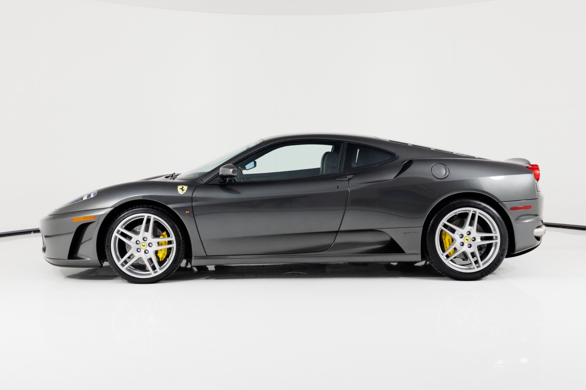 Used 2007 Ferrari F430 Coupe RWD image 6