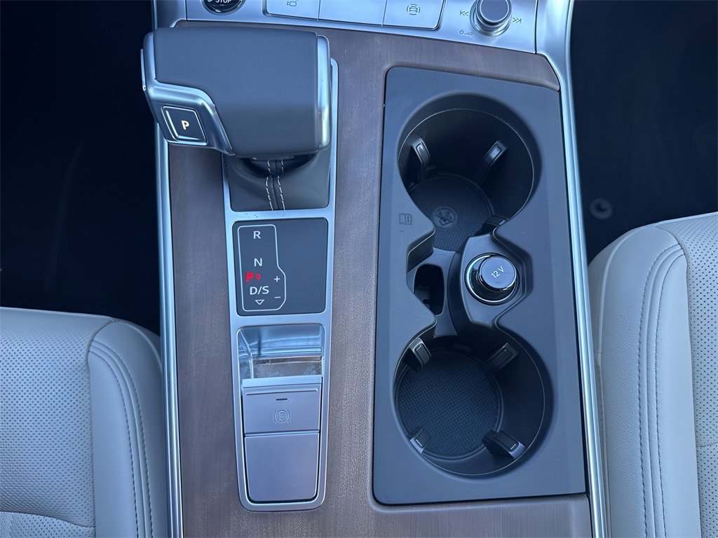 Used 2025 Audi A6 Premium Plus image 28