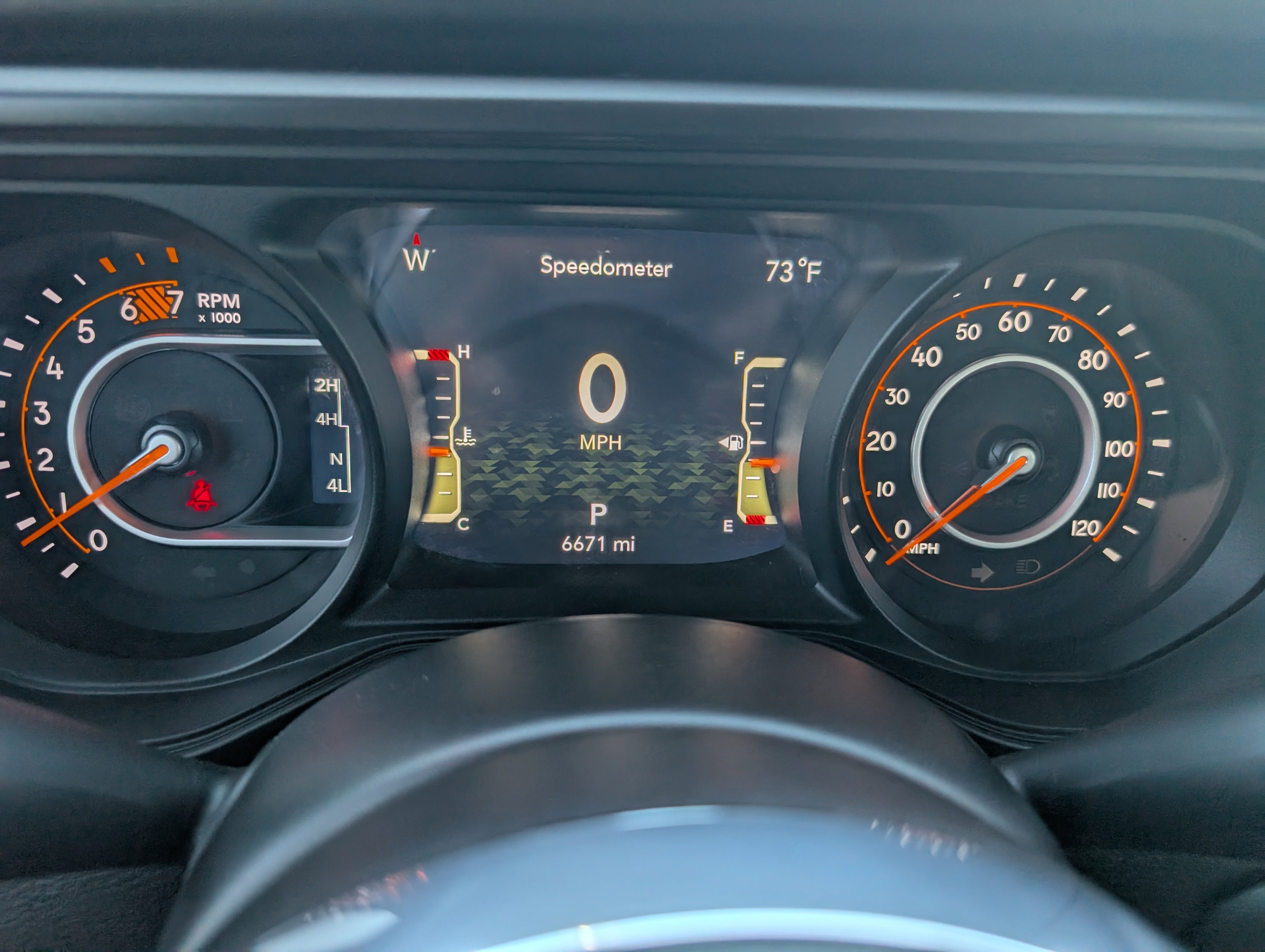 Used 2025 Jeep Wrangler Unlimited Sahara AWD/4WD image 16