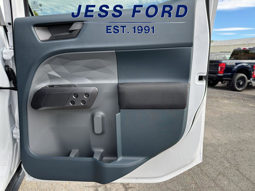 New 2025 Ford Maverick XL w/ 4K Tow Package image 15