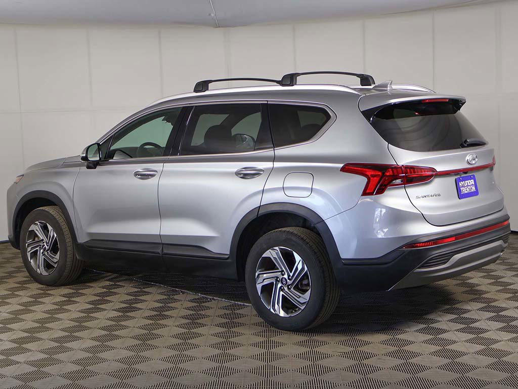 Certified 2023 Hyundai Santa Fe SEL AWD/4WD image 9