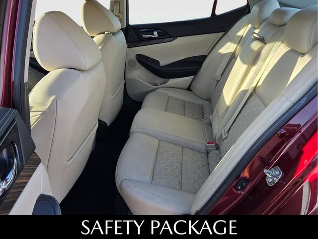 Used 2016 Nissan Maxima Platinum FWD image 6