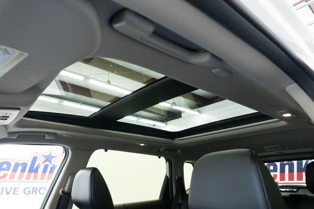 Used 2023 Nissan Rogue SV w/ SV Premium B Package FWD image 4