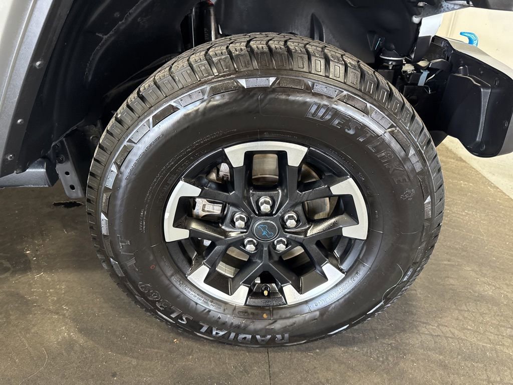 Used 2024 Jeep Wrangler Unlimited Rubicon 4xe image 9