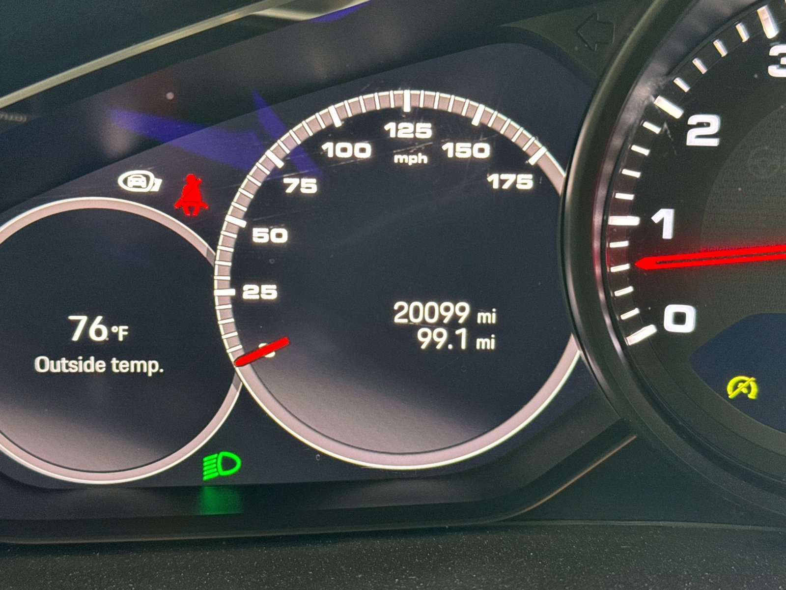 Certified 2023 Porsche Cayenne AWD/4WD image 26