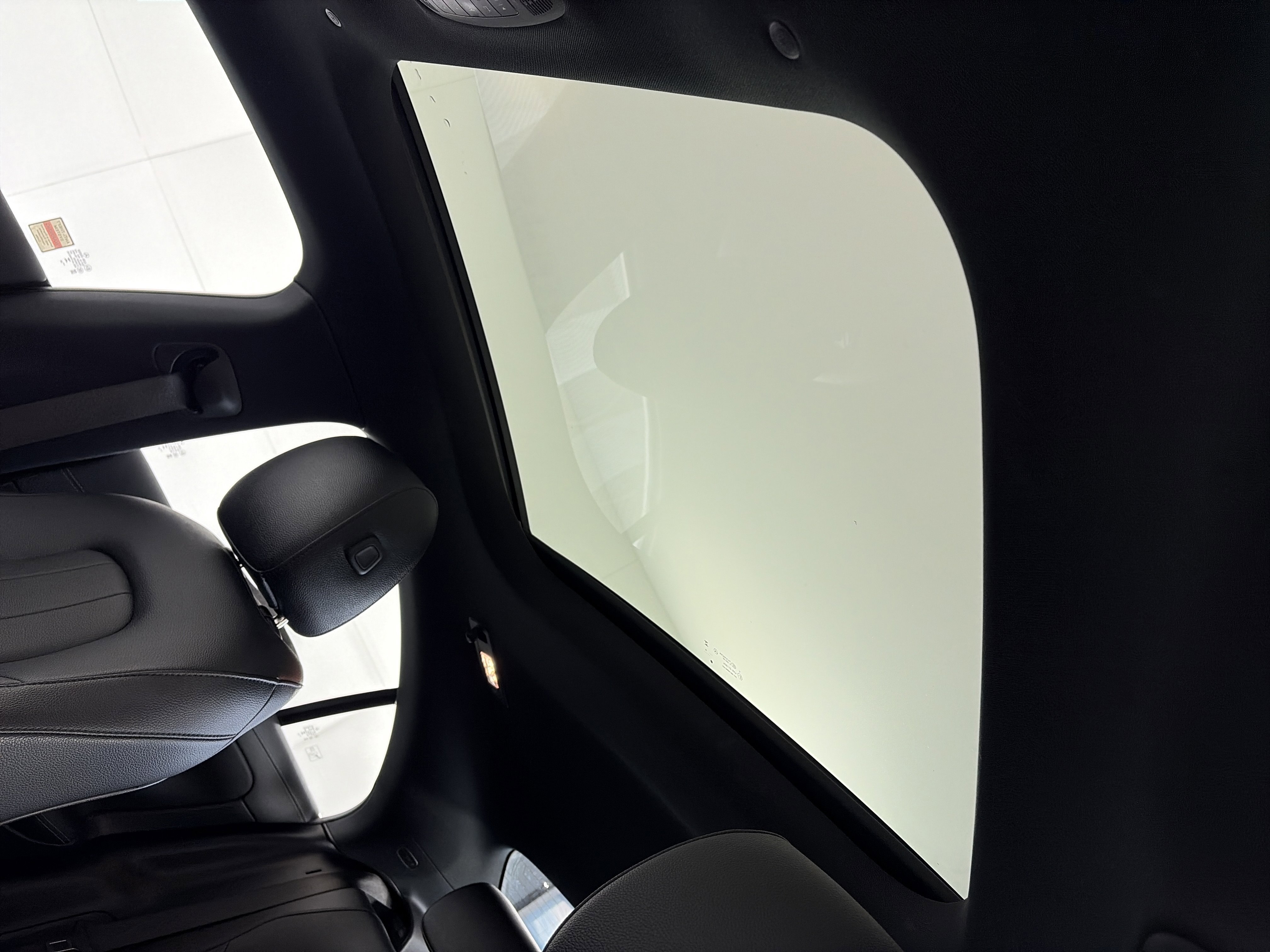 Used 2025 Mercedes-Benz CLA 250 4MATIC image 16