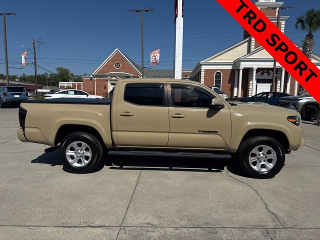 Used 2020 Toyota Tacoma TRD Sport w/ Technology Package image 4
