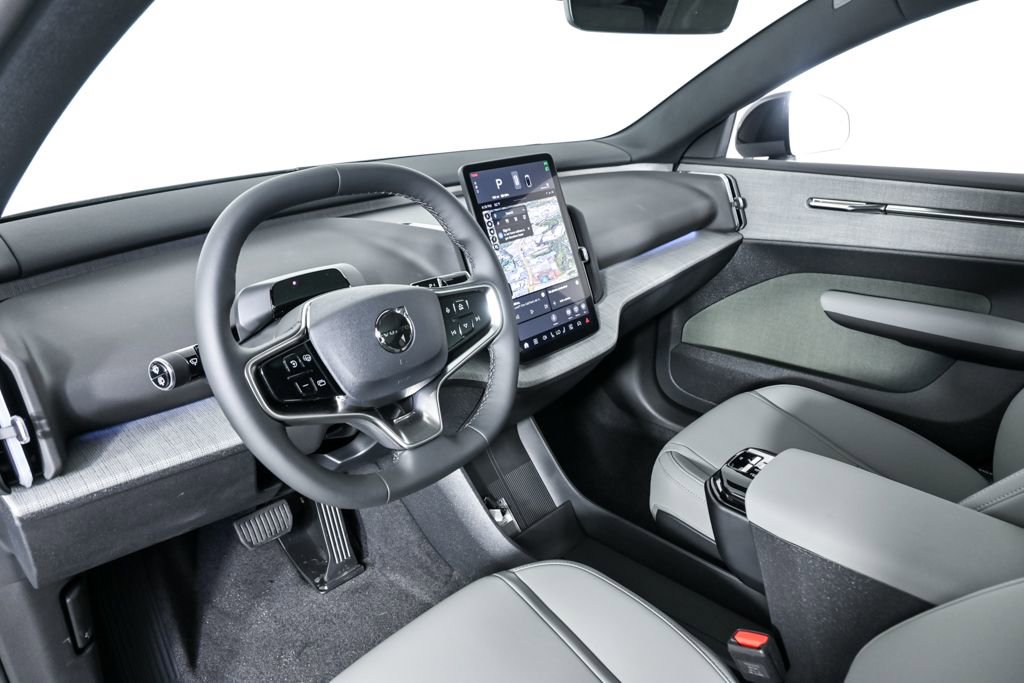 New 2026 Volvo EX30 Cross Country Ultra w/ Protection Package Premier image 4