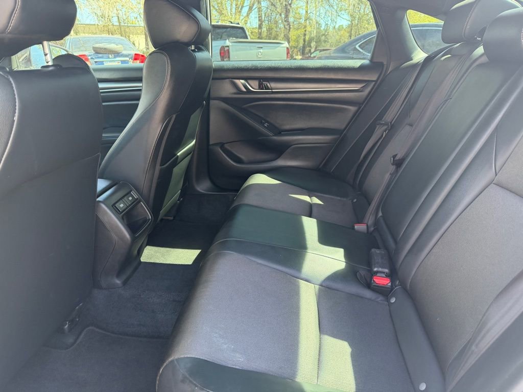Used 2022 Honda Accord Sport image 12