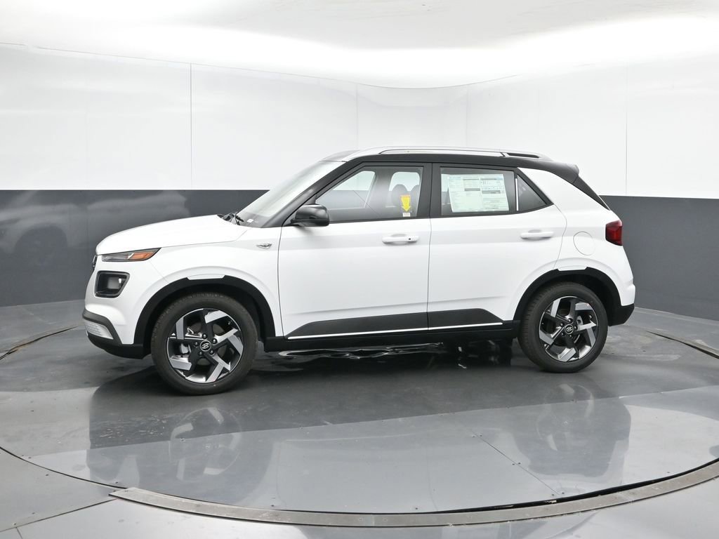 New 2026 Hyundai Venue SEL image 2