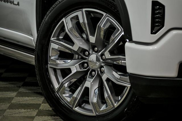 Used 2024 GMC Sierra 1500 Denali w/ Denali Reserve Package image 3
