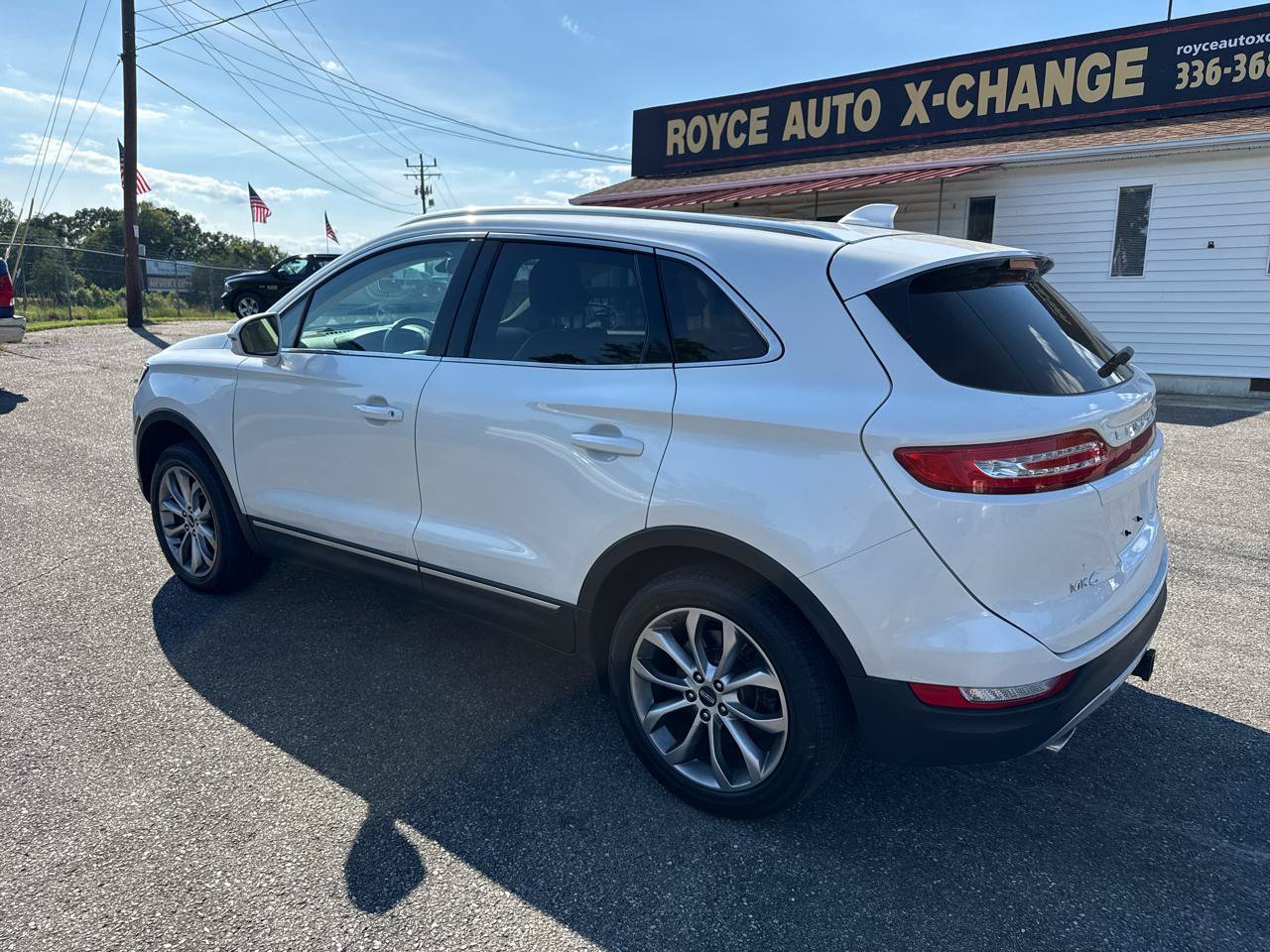 Used 2015 Lincoln MKC AWD w/ Equipment Group 101A Select image 3