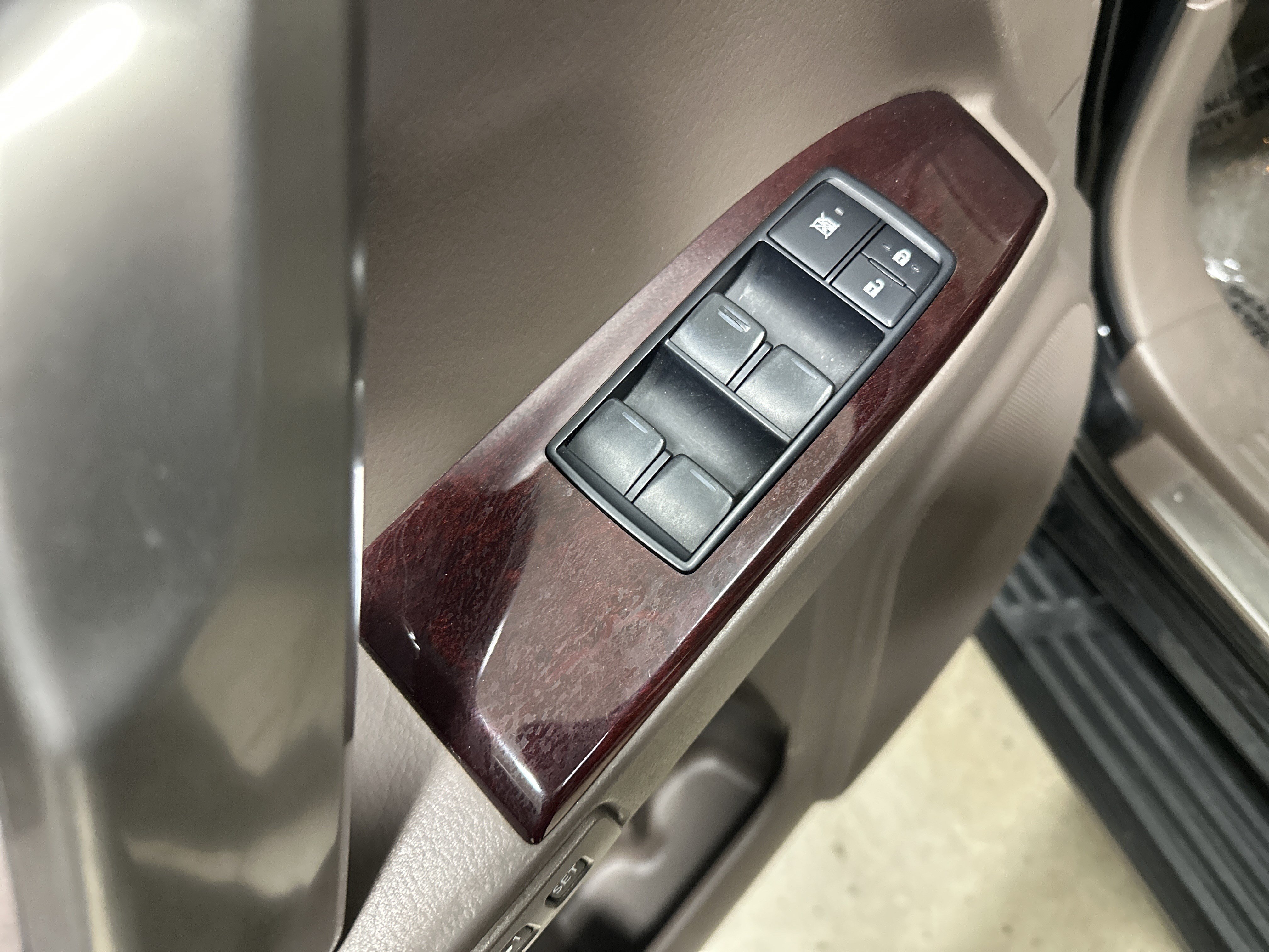 Used 2017 Lexus GX 460 AWD/4WD image 15