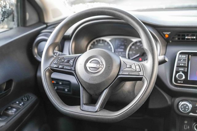 Used 2023 Nissan Kicks S image 16