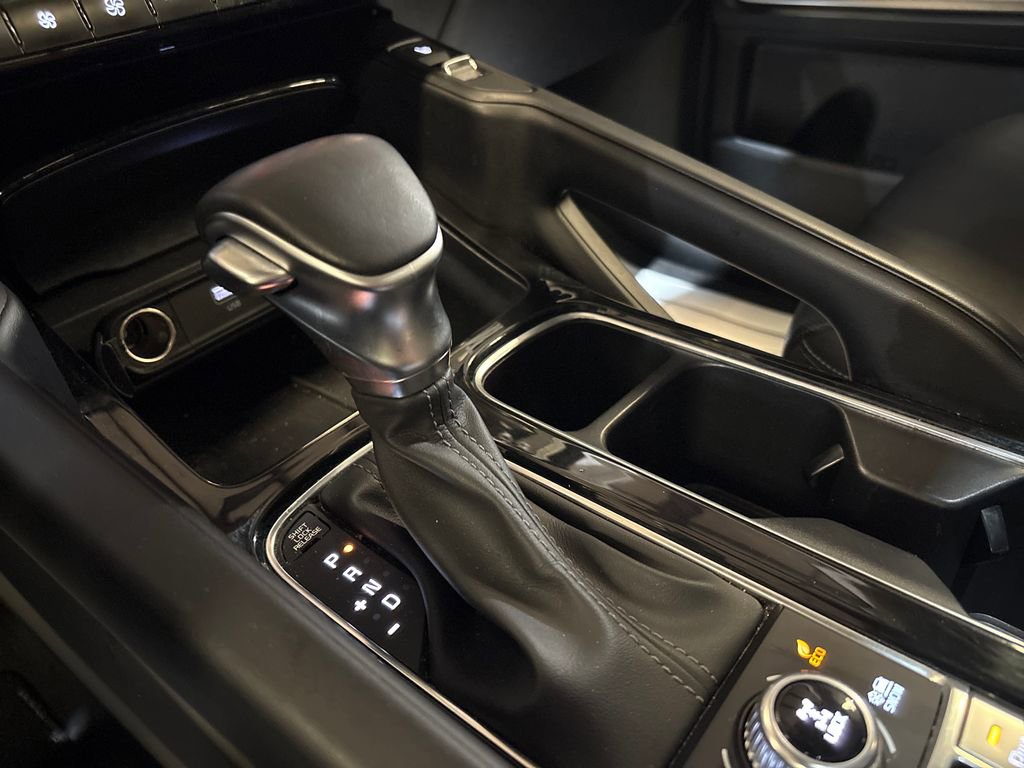 Used 2025 Kia Telluride S image 26