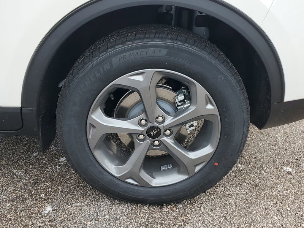 New 2026 Ford Escape ST-Line w/ Tech Pack #1 AWD/4WD image 5
