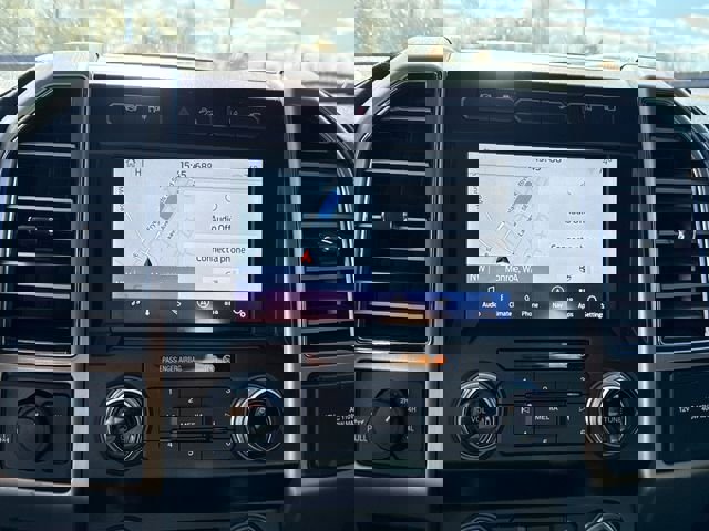 Used 2020 Ford F350 Platinum w/ FX4 Off-Road Package image 20