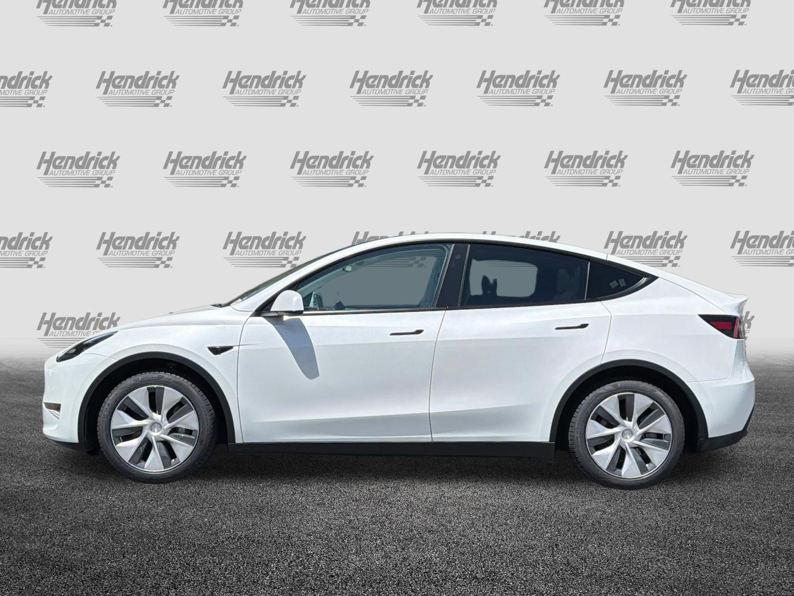 Used 2022 Tesla Model Y Long Range AWD/4WD image 8