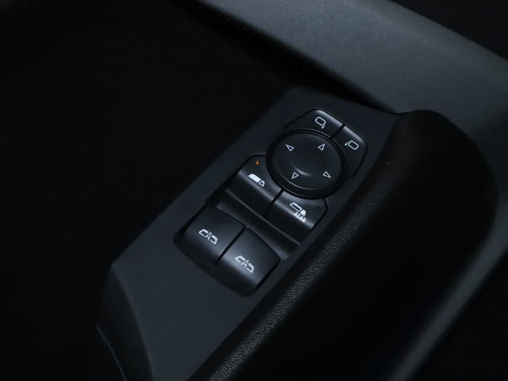 Used 2022 Chevrolet Camaro LT RWD image 16