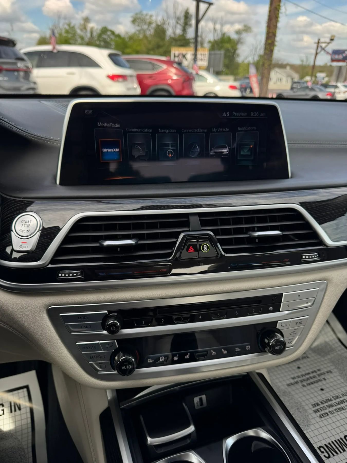 Used 2016 BMW 750i RWD image 31