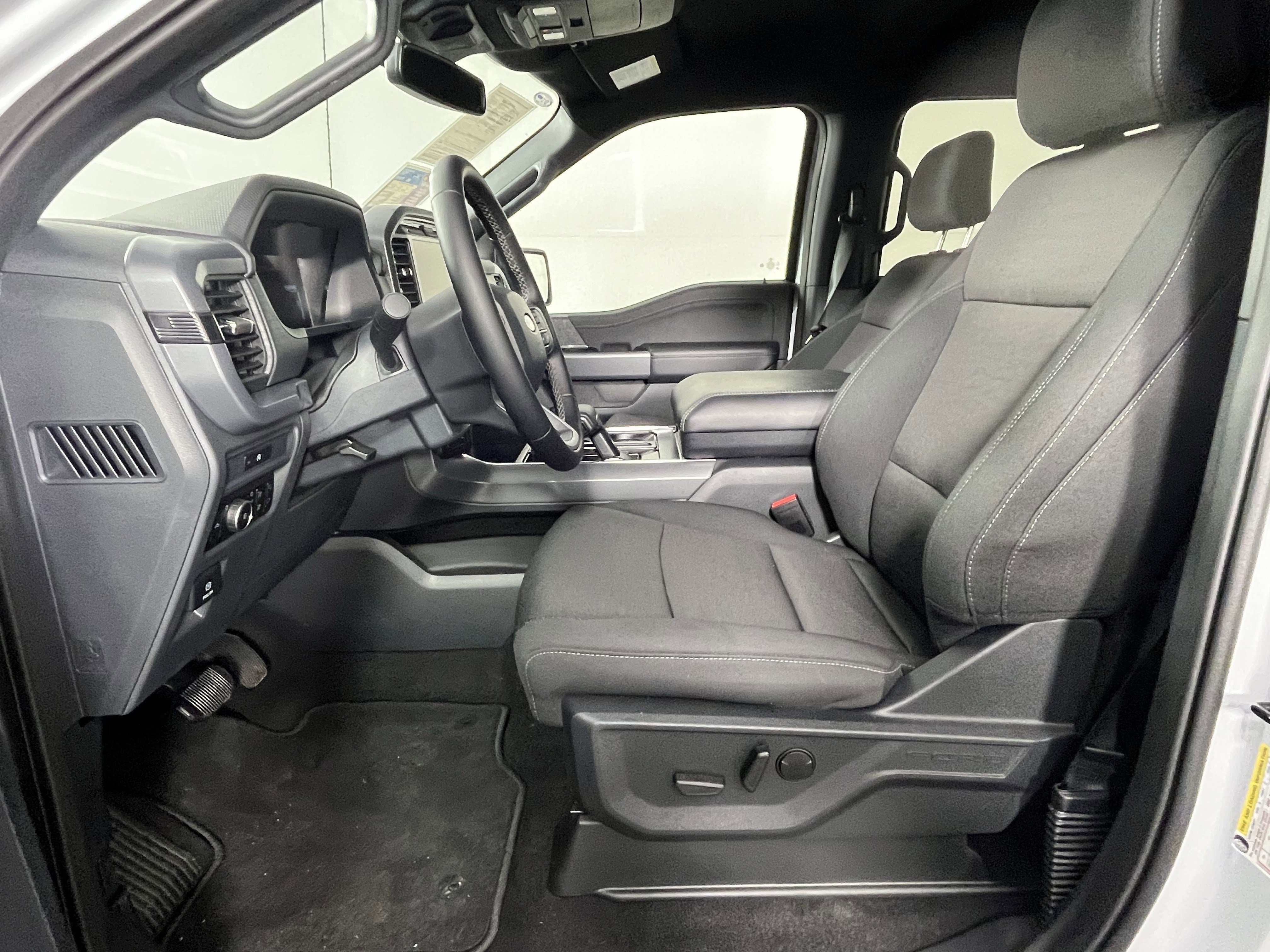 Used 2025 Ford F150 XLT w/ Equipment Group 302A MID image 11