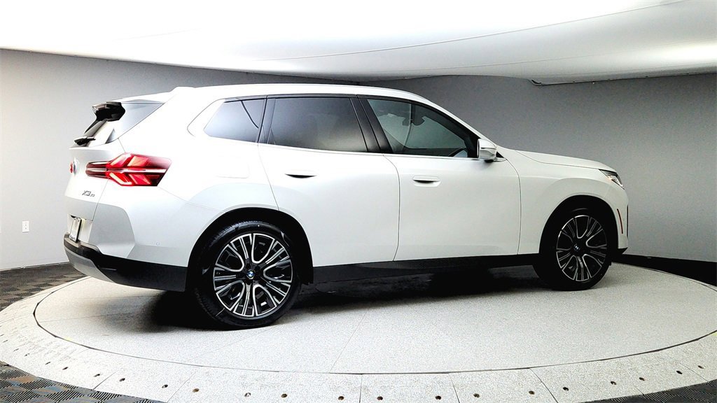 Used 2025 BMW X3 xDrive30i w/ Convenience Package image 7