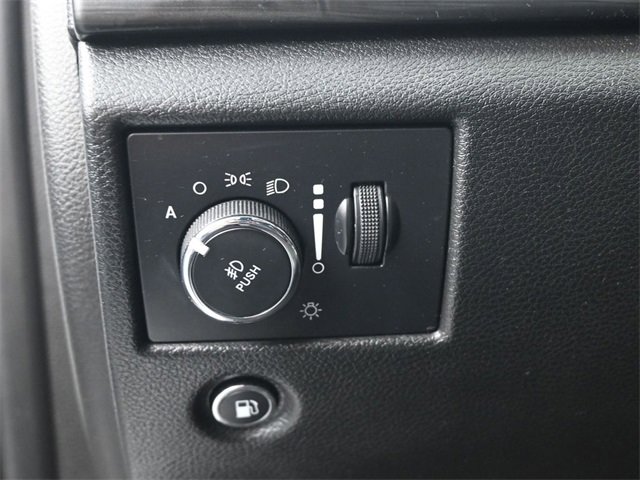 Used 2022 Jeep Grand Cherokee Laredo X image 21