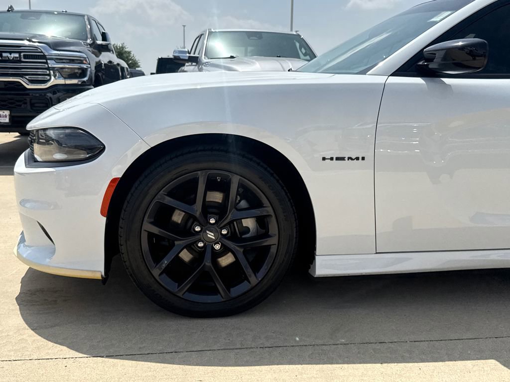 Used 2022 Dodge Charger R/T w/ Blacktop Package RWD image 5