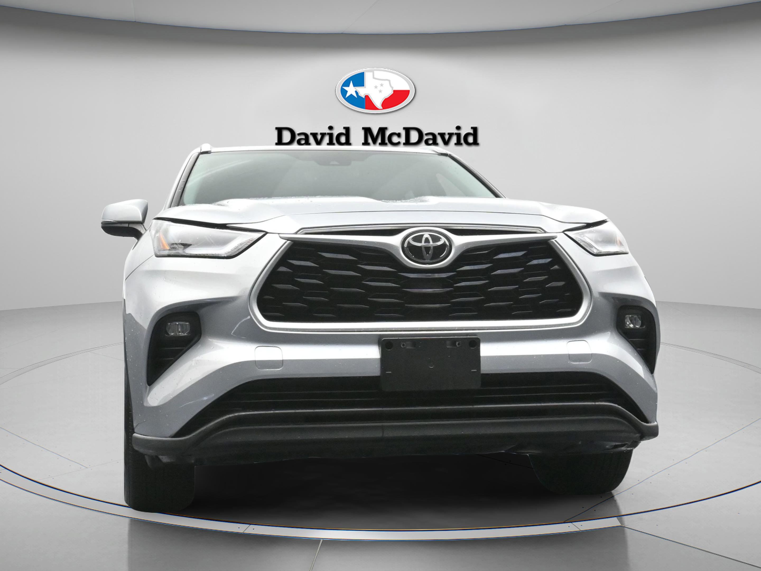 Used 2021 Toyota Highlander XLE image 27