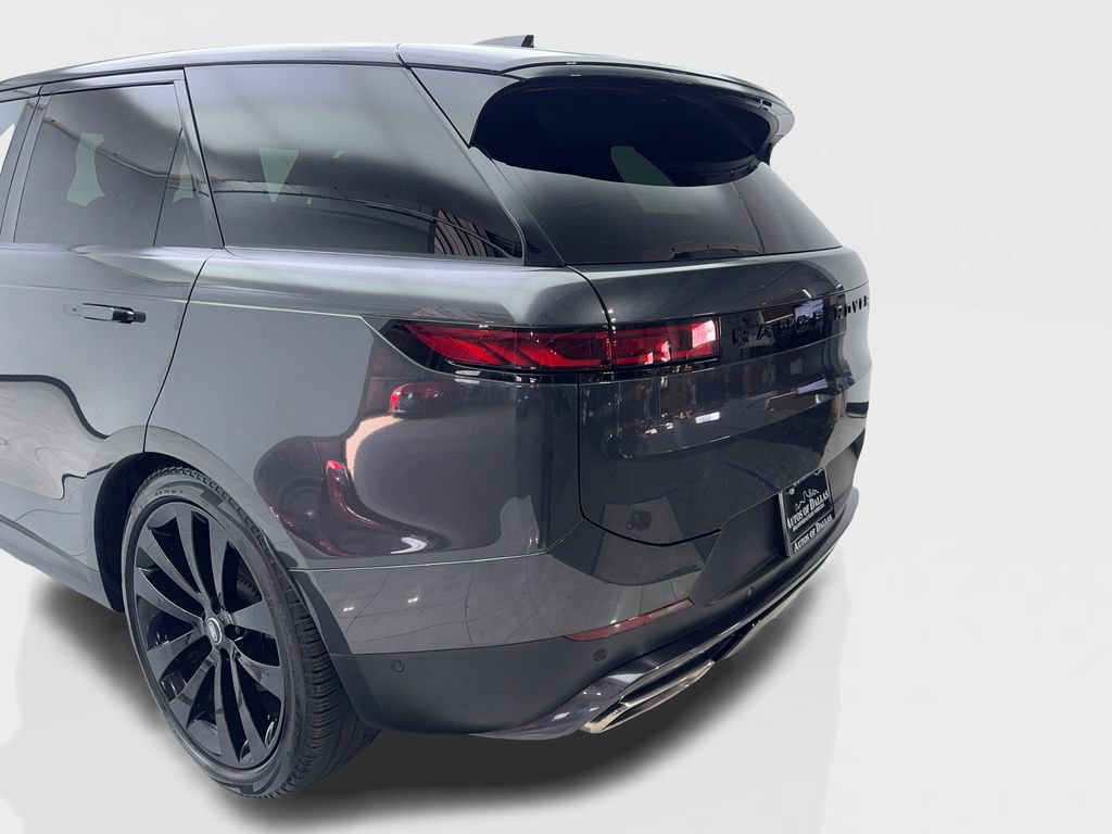 Used 2024 Land Rover Range Rover Sport SE image 19