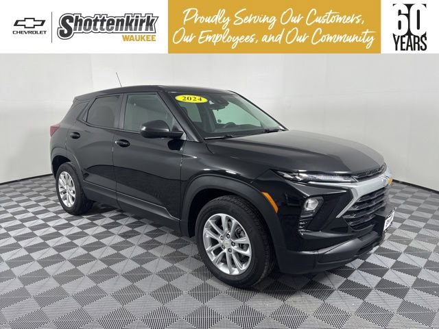 Used 2024 Chevrolet TrailBlazer LS w/ LS Convenience Package image 2