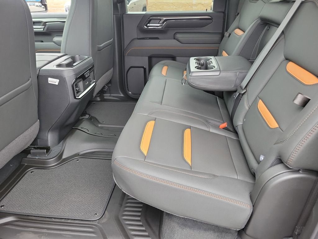 New 2026 GMC Sierra 2500 AT4 w/ AT4 Premium Plus Package AWD/4WD image 8
