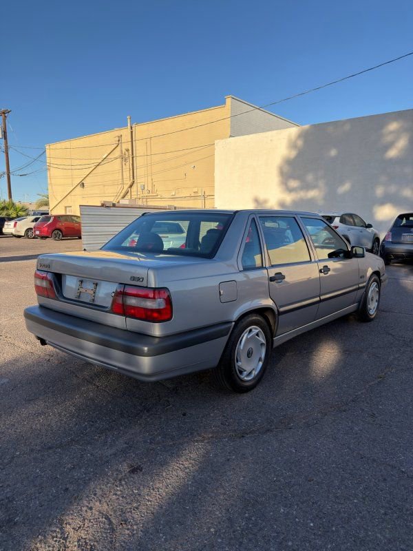 Used 1996 Volvo 850 Sedan image 4