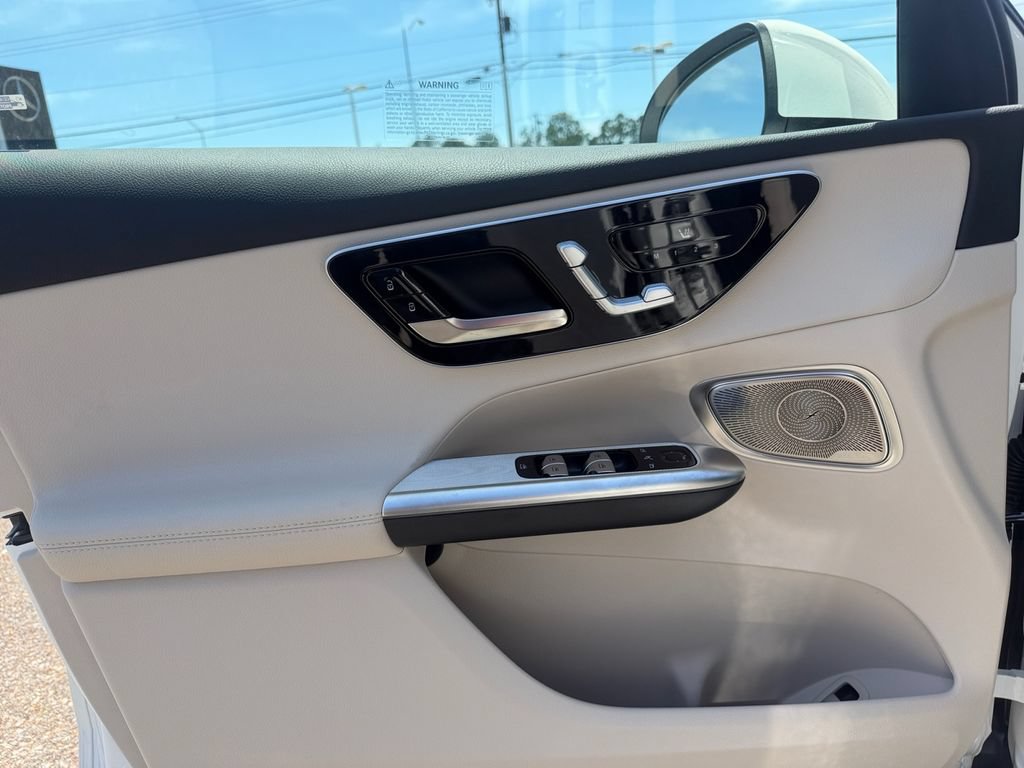New 2026 Mercedes-Benz GLC 300 image 15