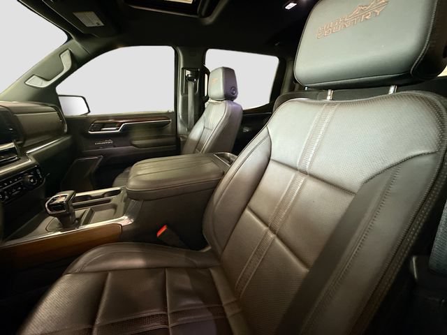 Used 2024 Chevrolet Silverado 1500 High Country w/ Midnight Edition AWD/4WD image 23