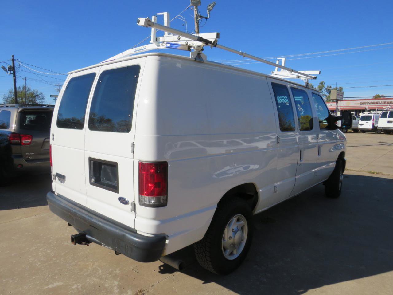 Used 2008 Ford E-250 and Econoline 250 RWD image 12