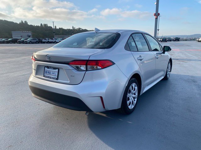 Used 2024 Toyota Corolla LE FWD image 8