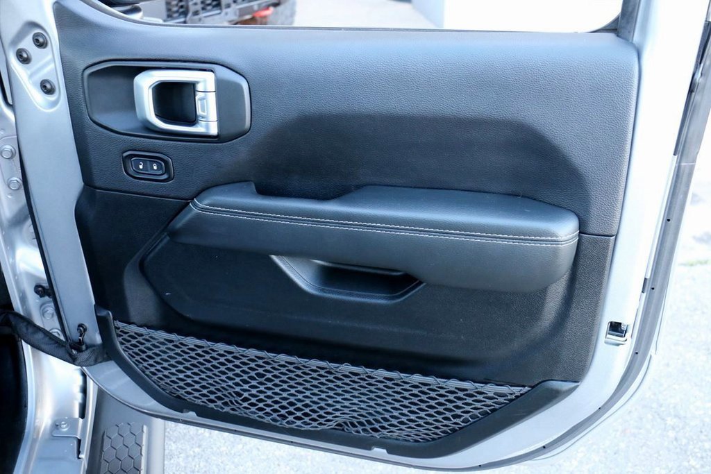 Used 2021 Jeep Wrangler Unlimited Sahara image 29