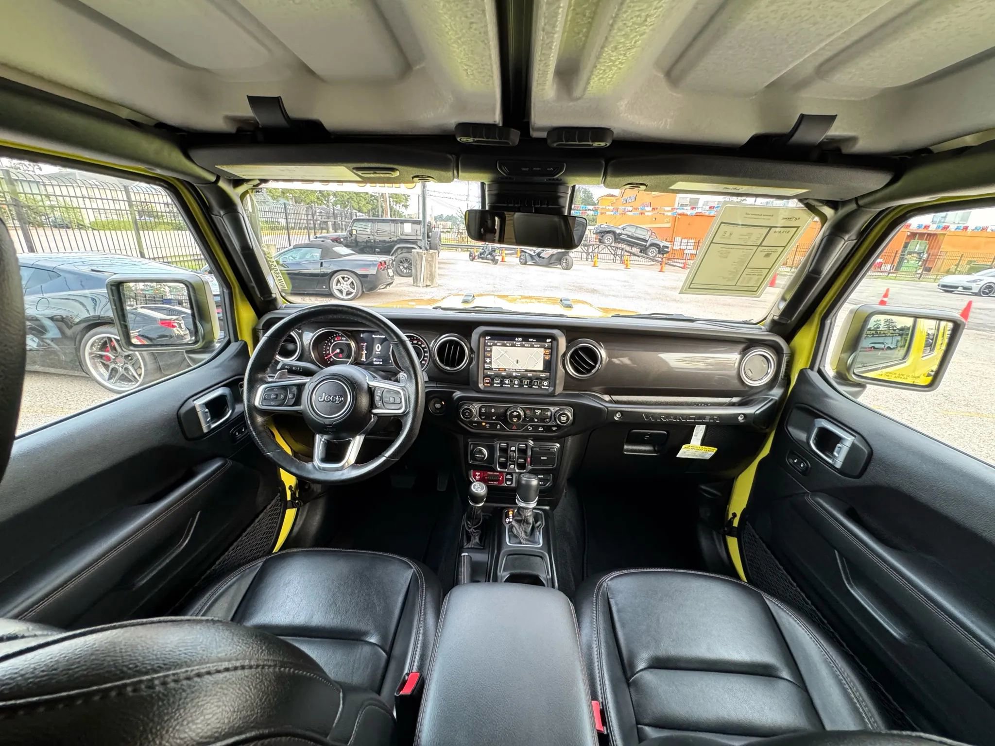 Used 2022 Jeep Wrangler Unlimited Rubicon w/ Dual Top Group image 38