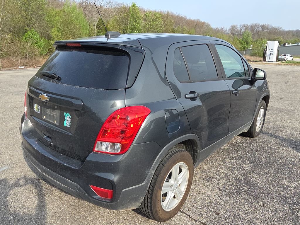Used 2020 Chevrolet Trax LS w/ Tint and Cruise Package FWD image 6