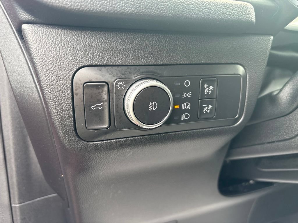 Used 2020 Ford Escape Titanium AWD/4WD image 21