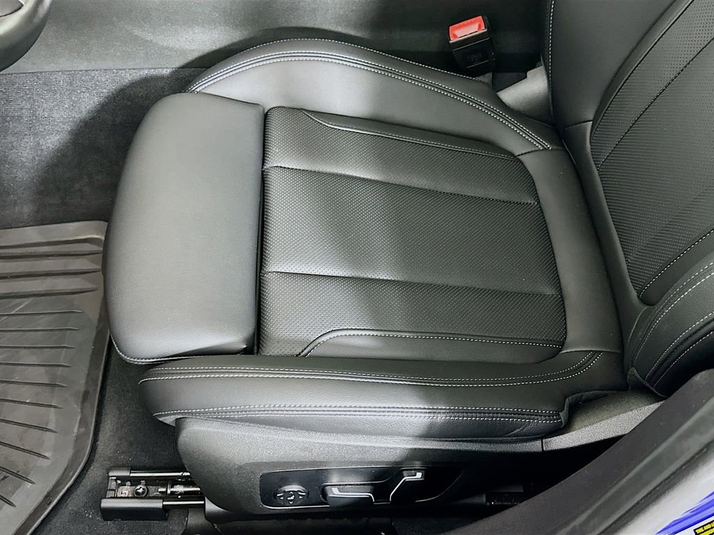 Certified 2024 BMW 330i xDrive Sedan w/ M Sport Package image 26