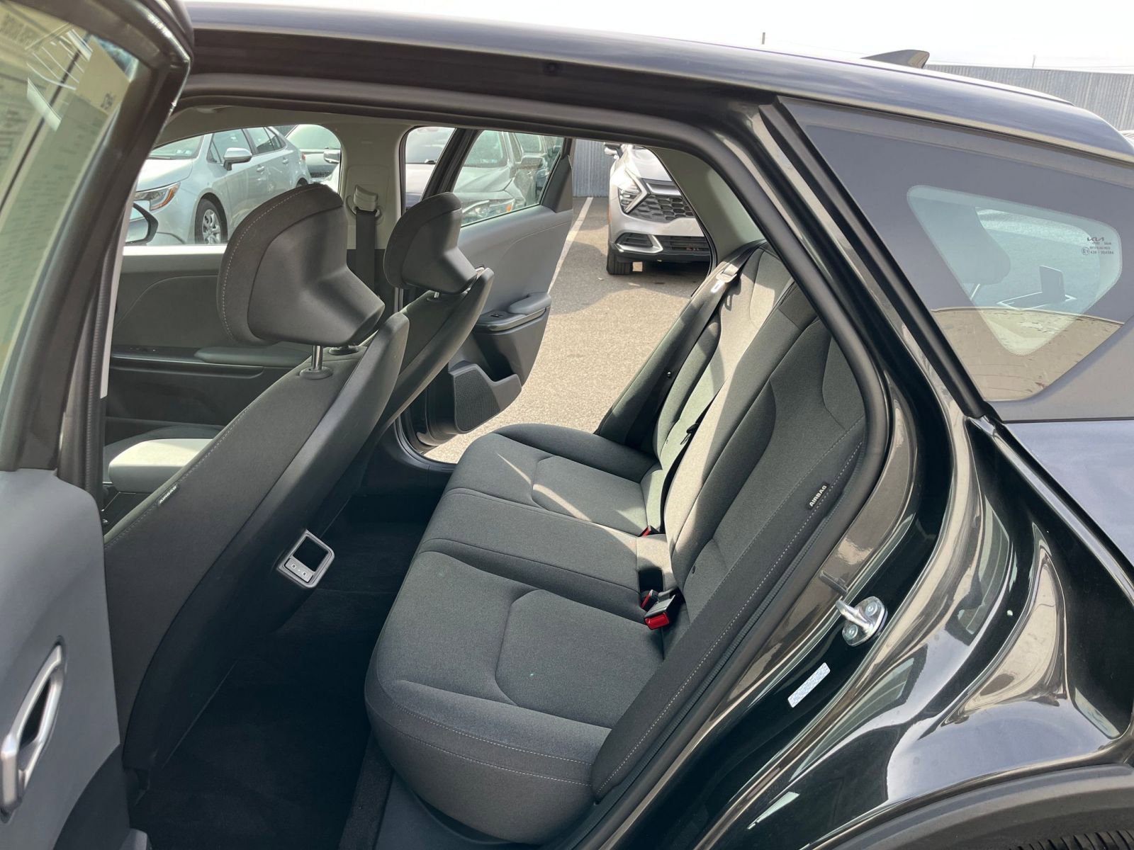 Used 2025 Kia K4 FWD image 26