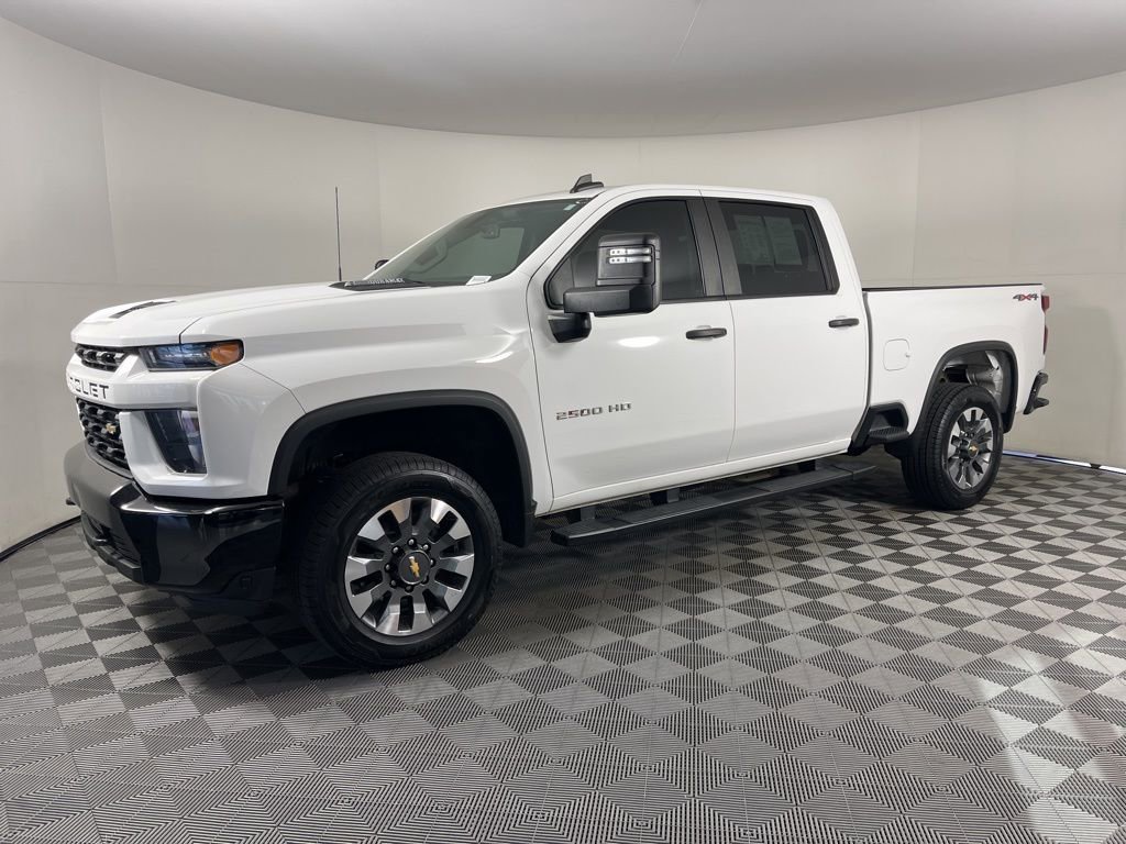 Used 2022 Chevrolet Silverado 2500 Custom w/ Custom Value Package image 2