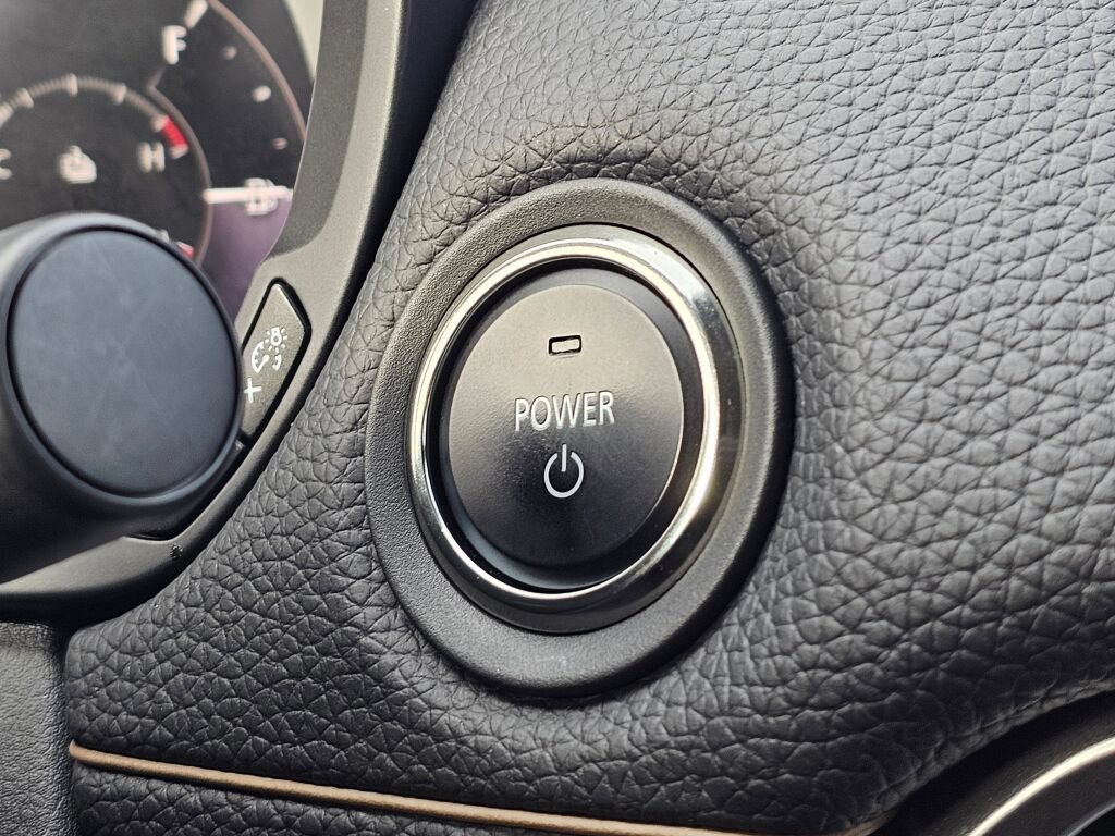 Certified 2024 MAZDA CX-90 Plug-In Hybrid w/ Preferred AWD/4WD image 18