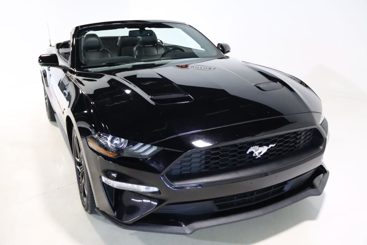Used 2019 Ford Mustang Premium RWD image 22