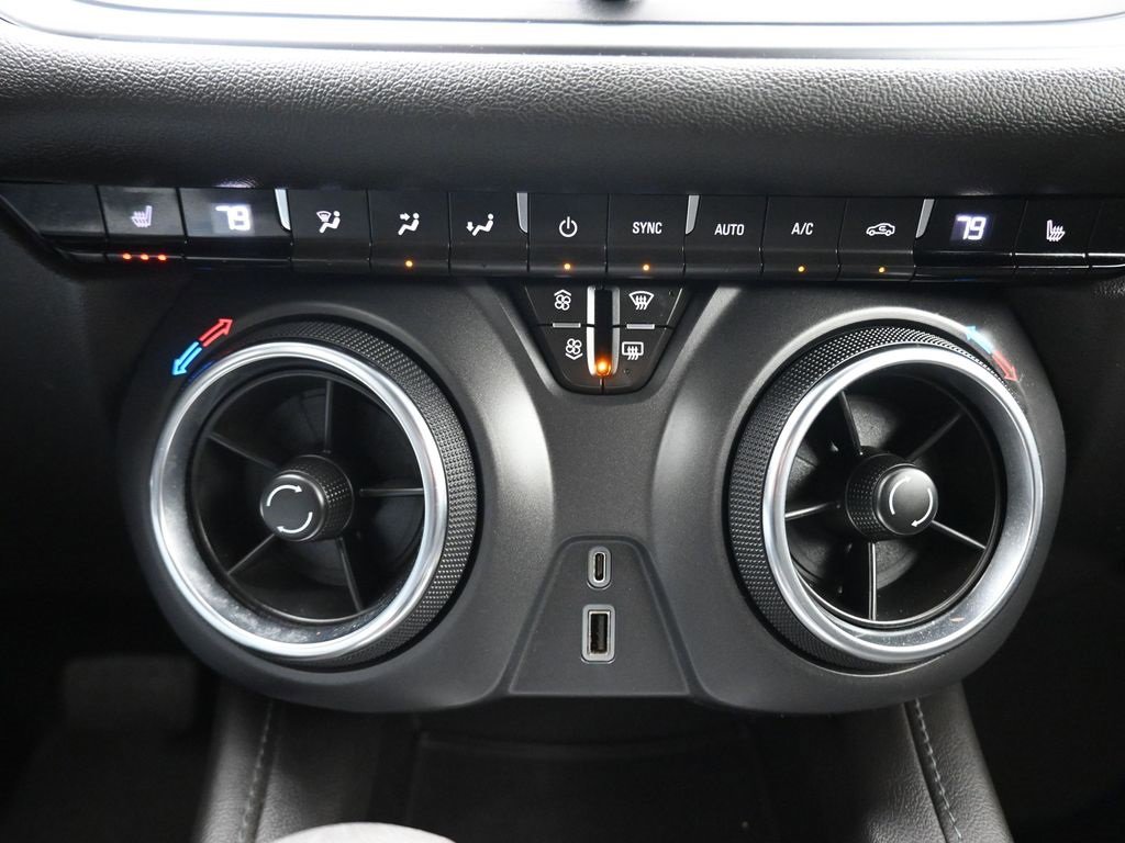 Used 2022 Chevrolet Blazer LT image 20